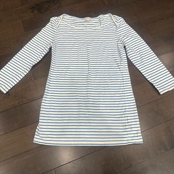 Babaton Blue & White Striped Half Sleeve Top - Size Medium - Picture 1 of 10